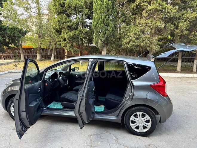 Nissan Note-8