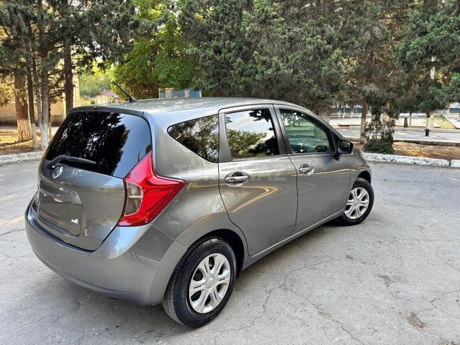 Nissan Note-21