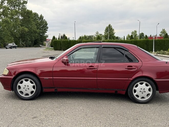 Mercedes C 180-3