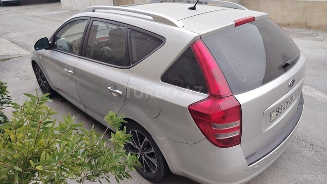 Kia Ceed SW-8