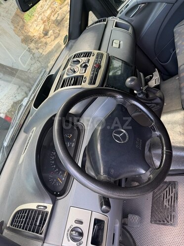 Mercedes Vito 115 CDI-4