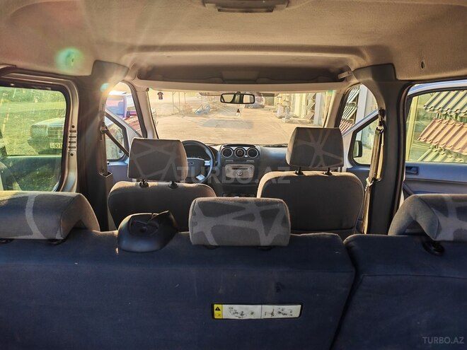 Ford Tourneo Connect-13