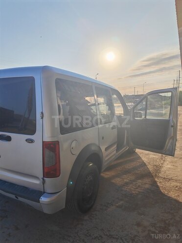 Ford Tourneo Connect-17