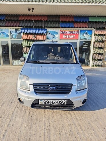 Ford Tourneo Connect-1