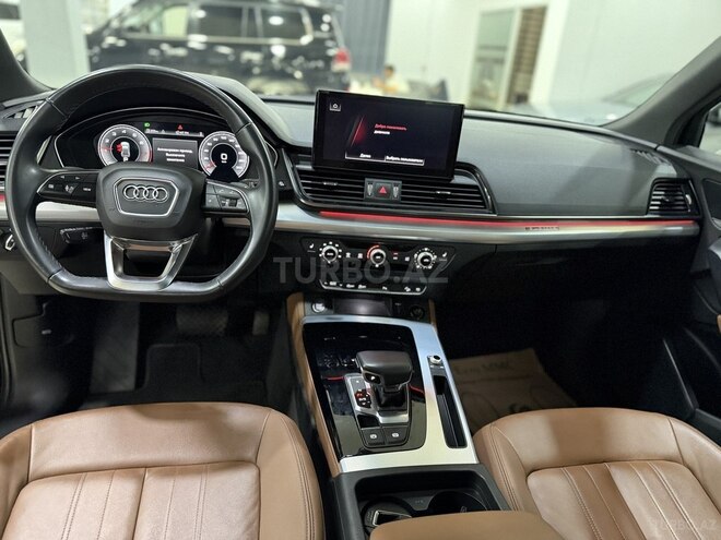 Audi Q5-11