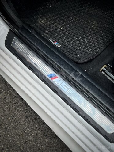 BMW 528-18