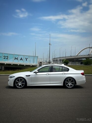 BMW 528-5