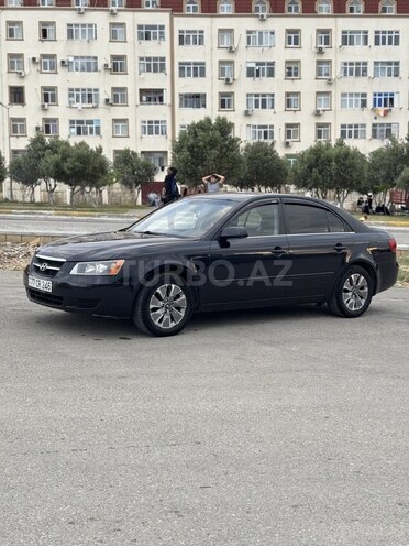 Hyundai Sonata-4