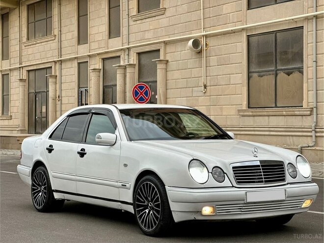 Mercedes E 280-3