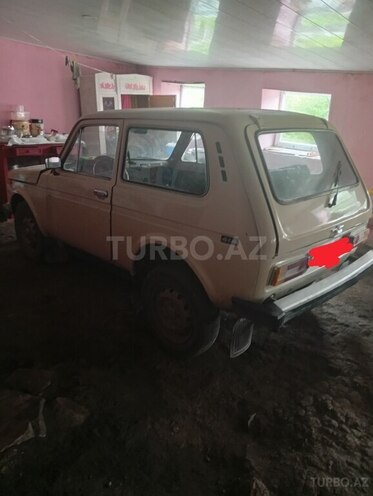 LADA (VAZ) Niva-3