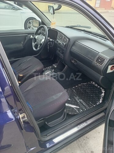 Volkswagen Golf-8