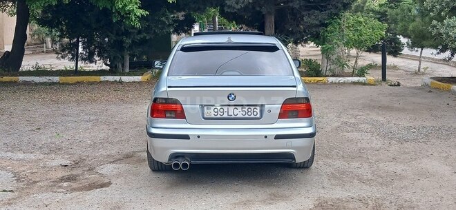 BMW 523-9