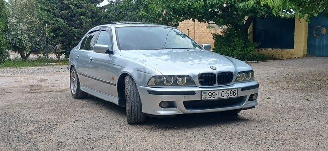 BMW 523-7