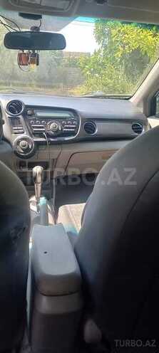 Honda Insight-5