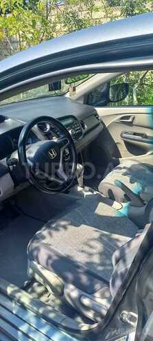 Honda Insight-3