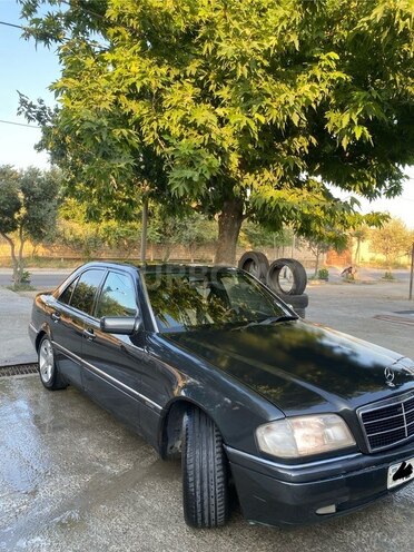 Mercedes C 180-3