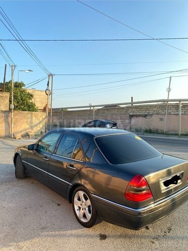 Mercedes C 180-13