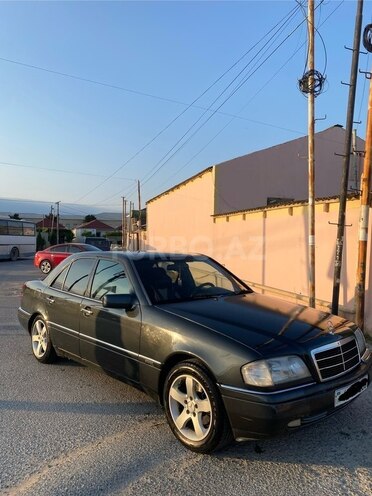Mercedes C 180-8