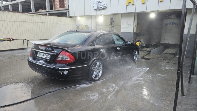 Mercedes E 300-2