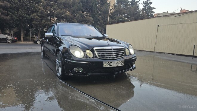 Mercedes E 300-1