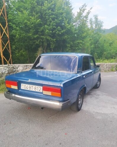 LADA (VAZ) 2107-2