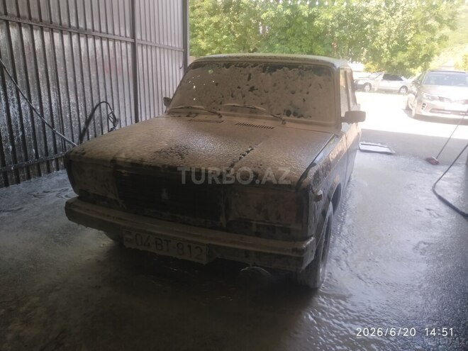 LADA (VAZ) 2107-4