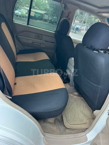Nissan Pathfinder-6