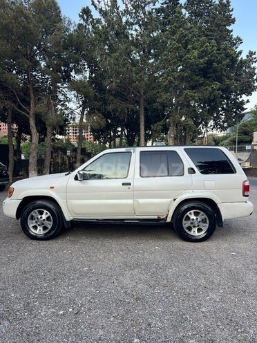 Nissan Pathfinder-3