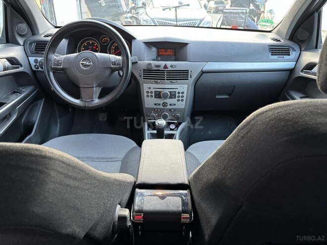 Opel Astra-18