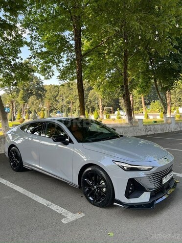 Changan Uni-V iDD-4