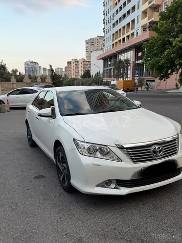 Toyota Camry-2