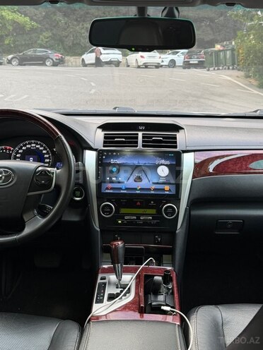 Toyota Camry-6