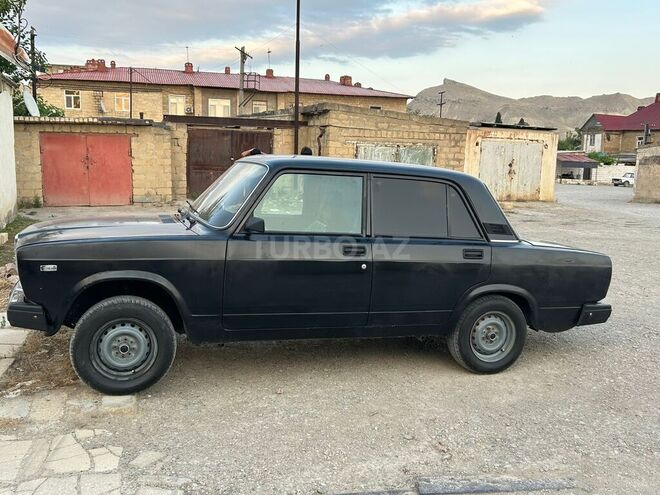 LADA (VAZ) 2107-15