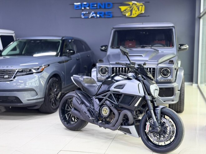 Ducati Diavel-2