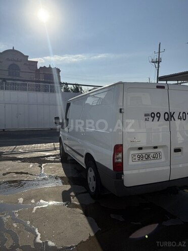 Ford Transit-7