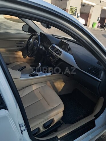BMW 330-7