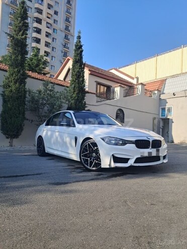BMW 330-3