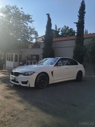 BMW 330-1