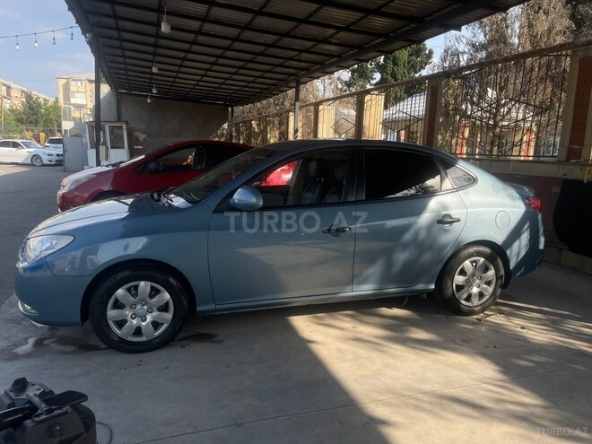 Hyundai Elantra-5