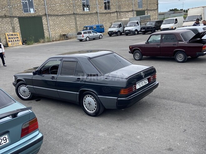 Mercedes 190-3