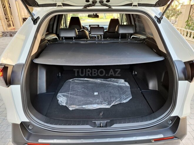 Toyota RAV4-17