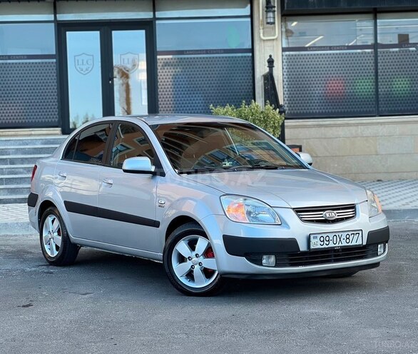 Kia Rio-1