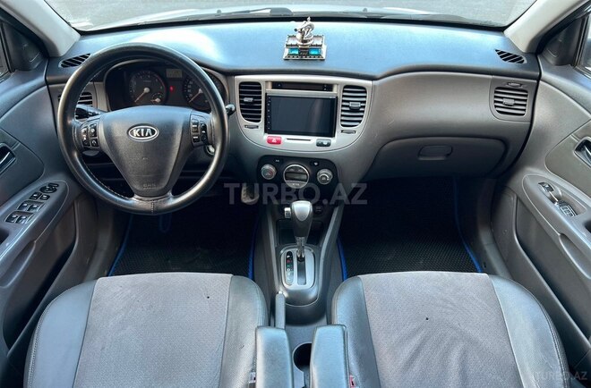 Kia Rio-8