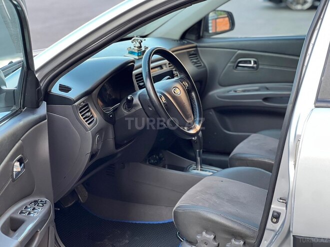 Kia Rio-6