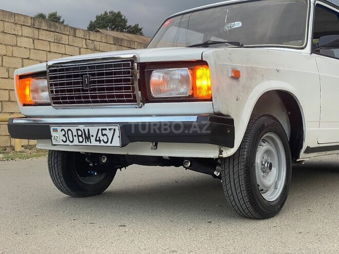 LADA (VAZ) 2107-4
