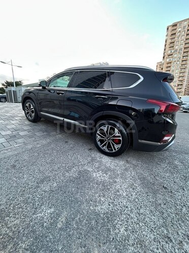 Hyundai Santa Fe-5