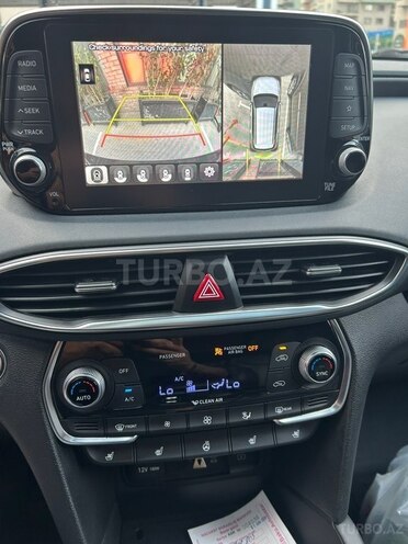 Hyundai Santa Fe-18