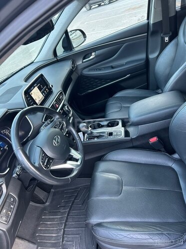 Hyundai Santa Fe-11