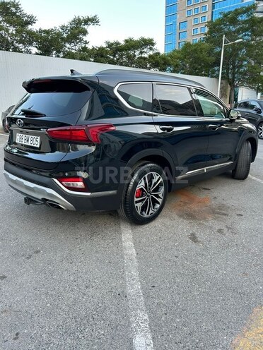 Hyundai Santa Fe-16