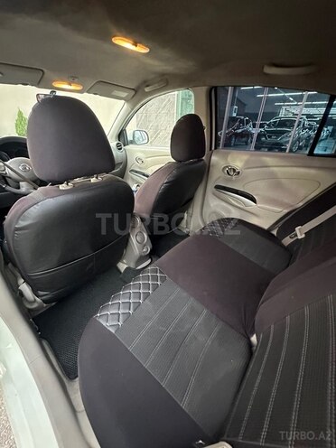 Nissan Sunny-6